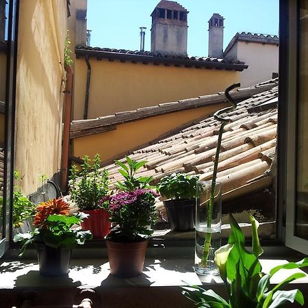 Antico Gioiello Umbro , Appartamento Con Terrazza Foligno Bagian luar foto